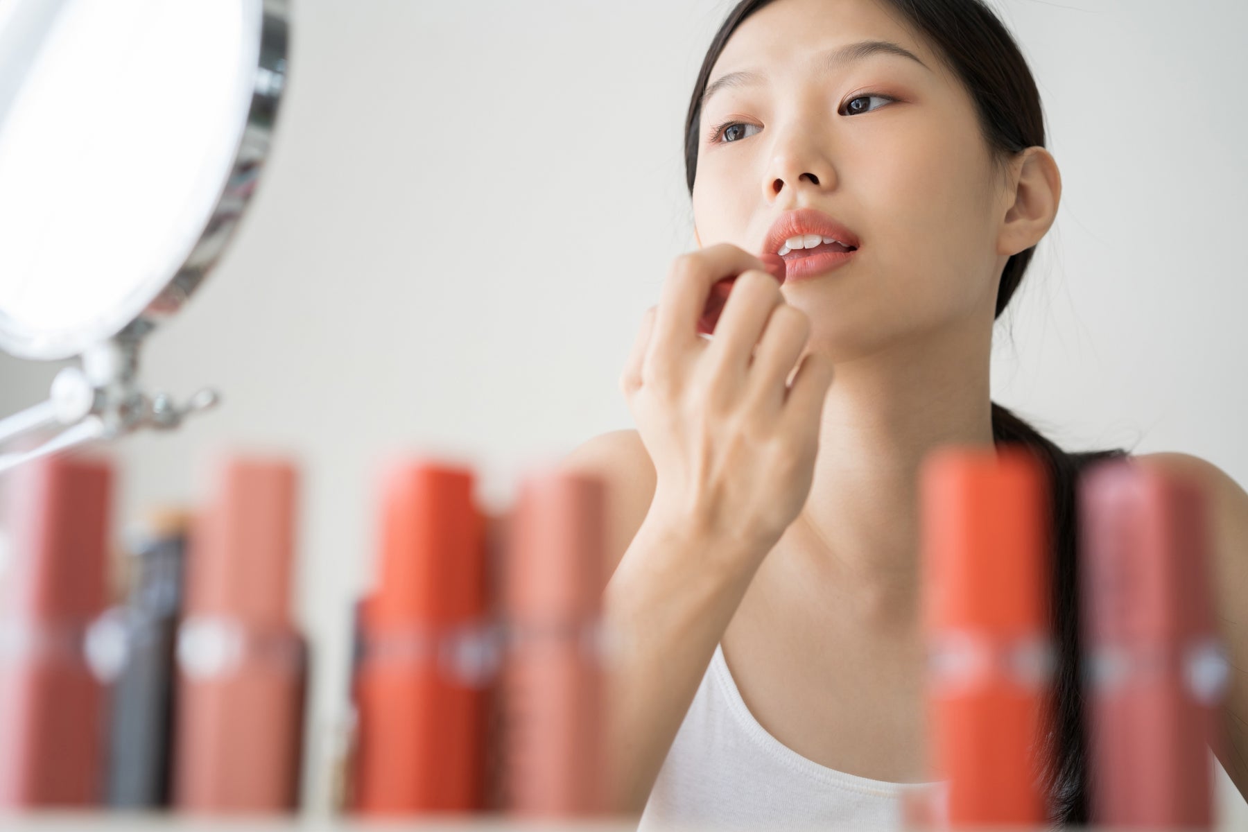 How to Apply Makeup for Mature Lips