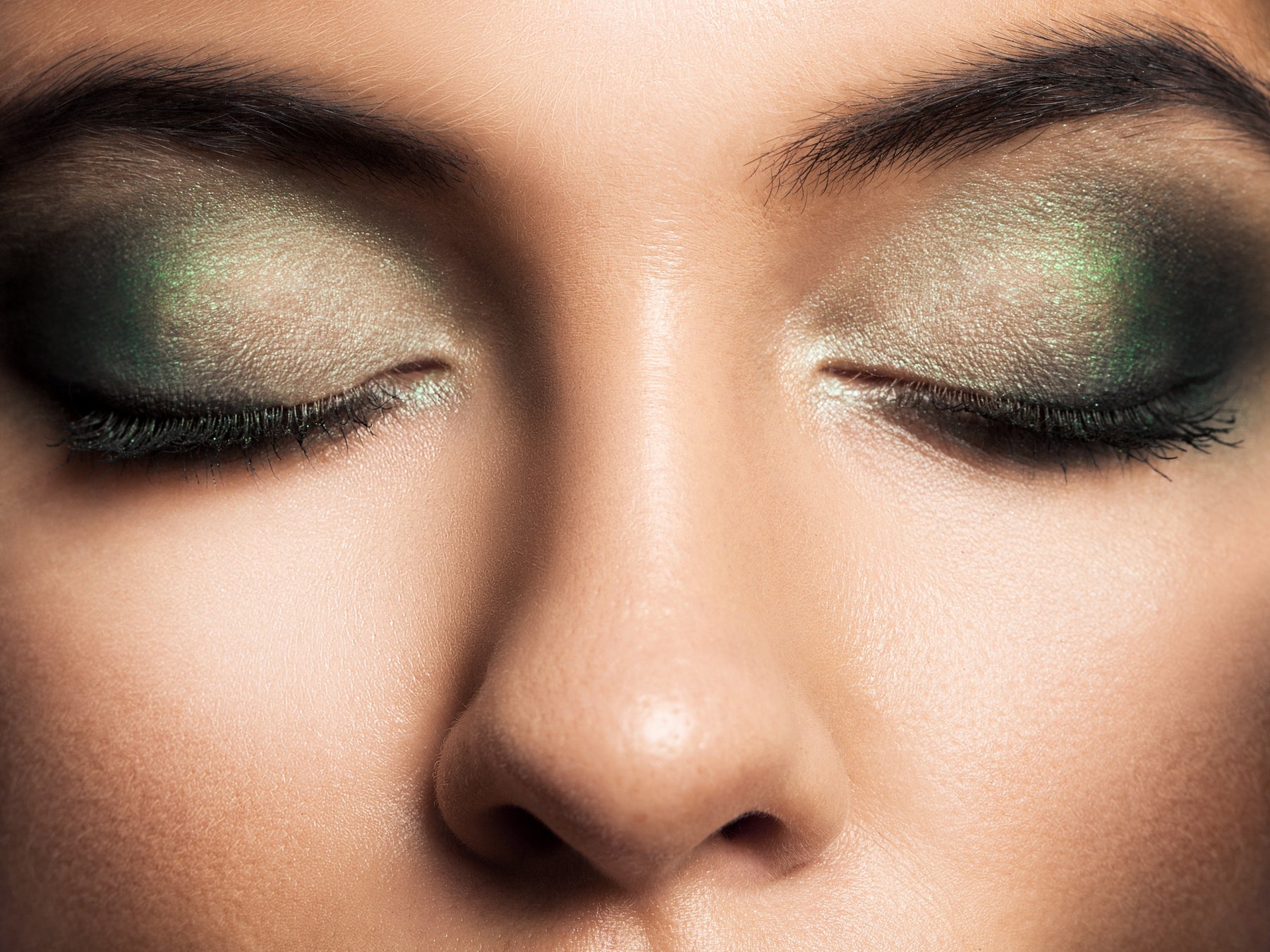 How to Apply Eye Makeup for Mature Eyes