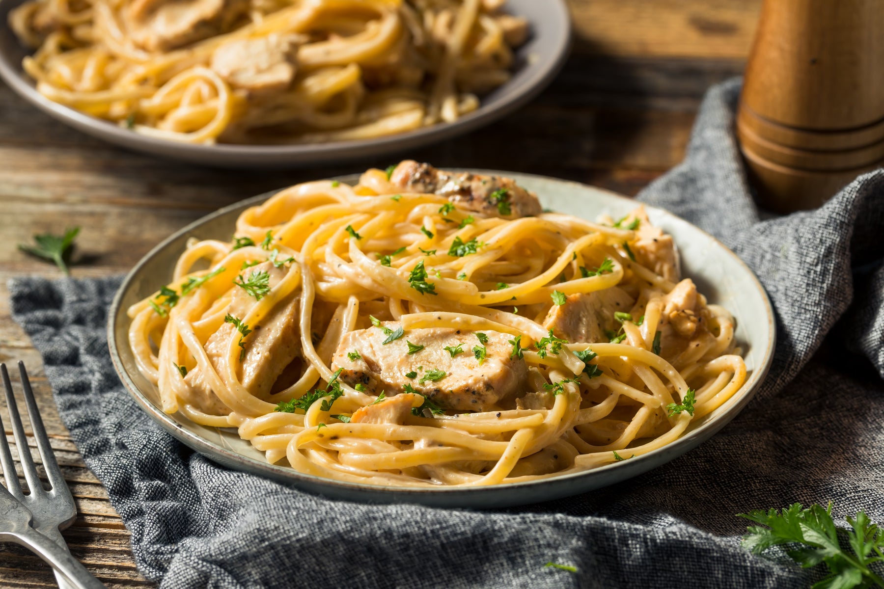 How to Make One-Pot Chicken Alfredo Pasta