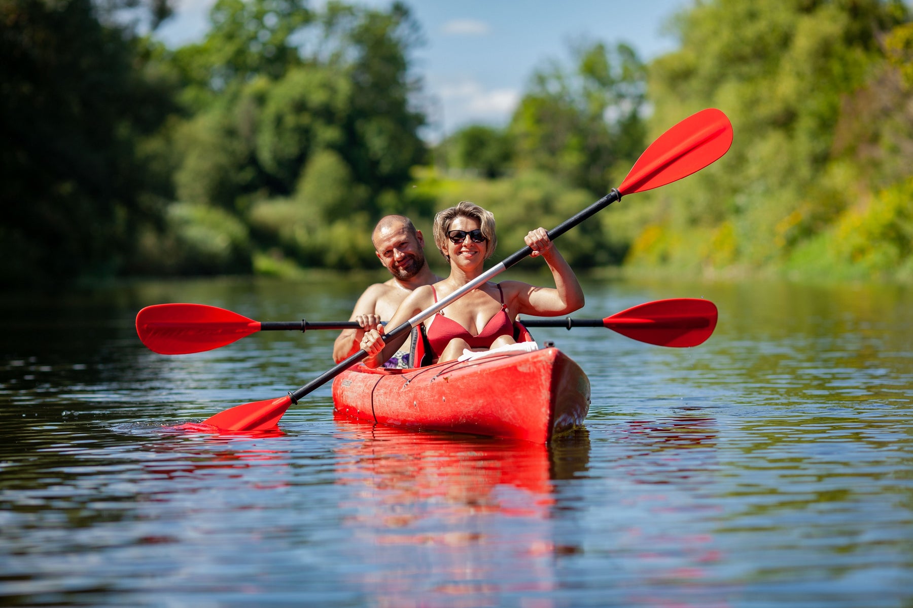 How to Apply Natural Makeup for Outdoor Activities