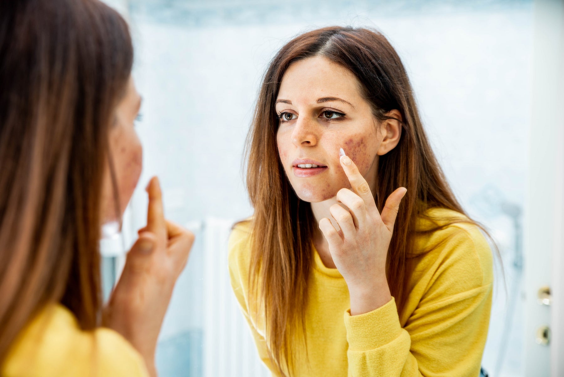 How to Do Natural Makeup for Oily Skin