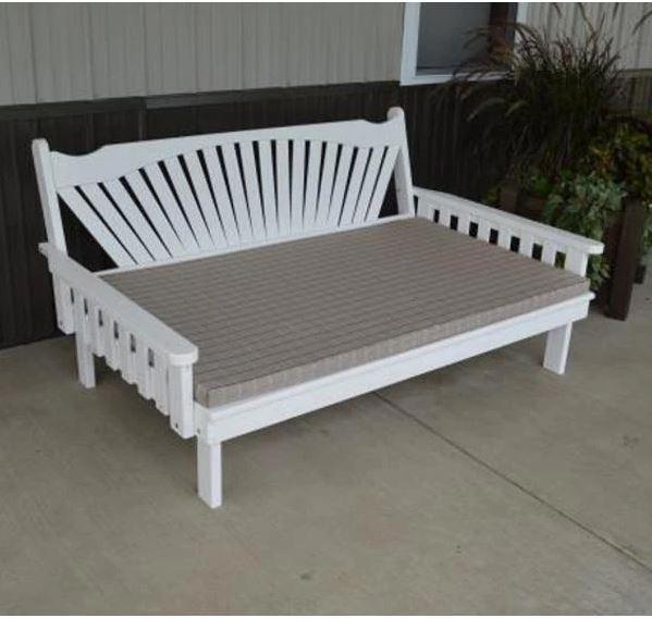 A & L Furniture A & L Furniture Yellow Pine Fanback Daybed Daybed